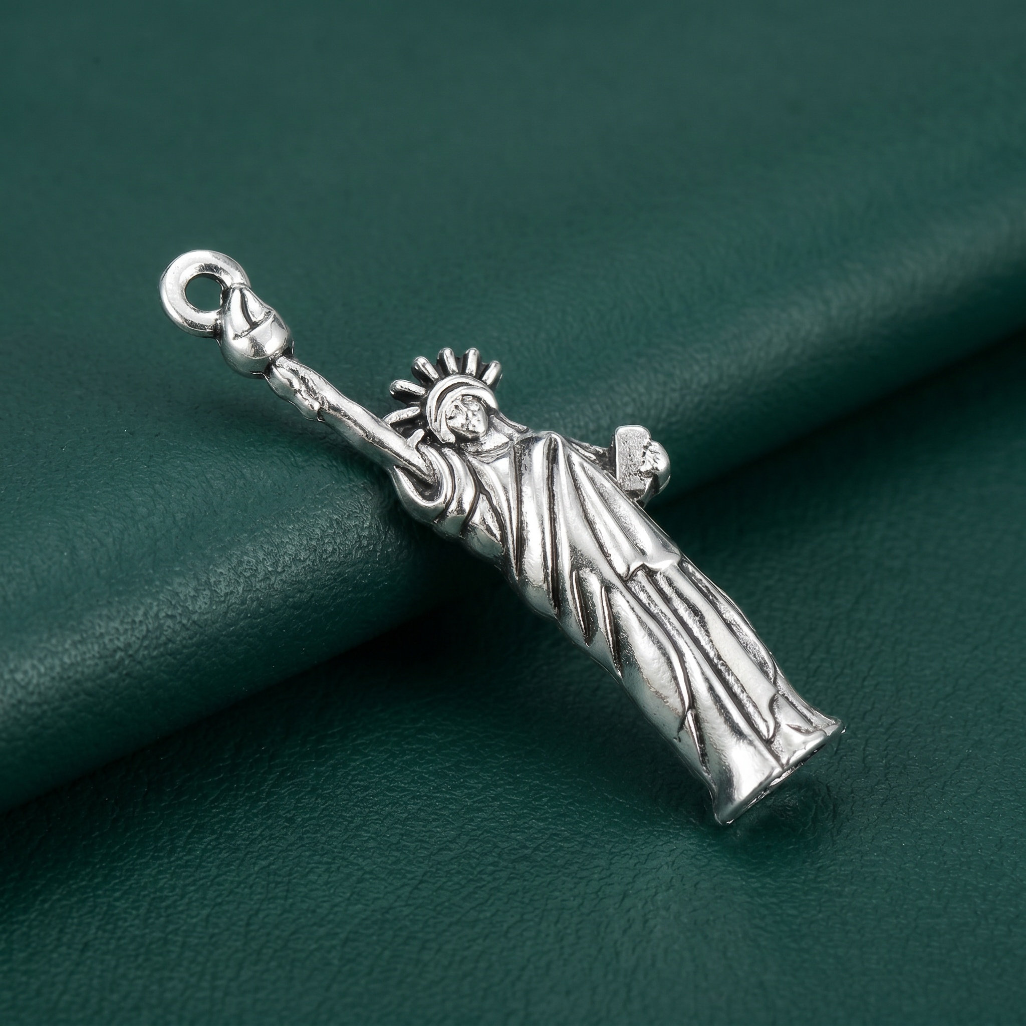 50Pcs Statue of Liberty Charms – Jewelry Making New York recenzja i cena