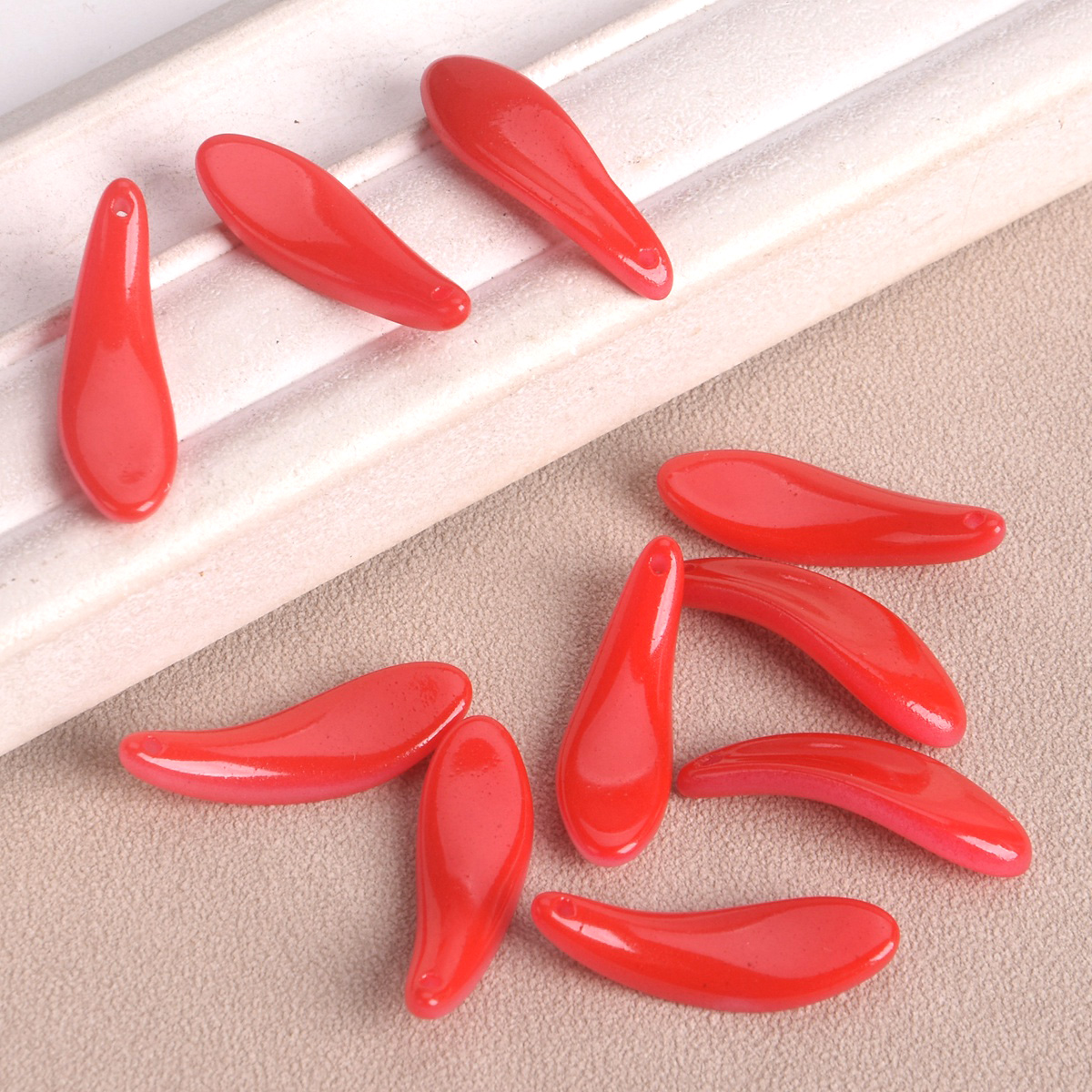 Long Petal Shape 10pcs 27x8mm  – Jewelry Making Drill recenzja i cena